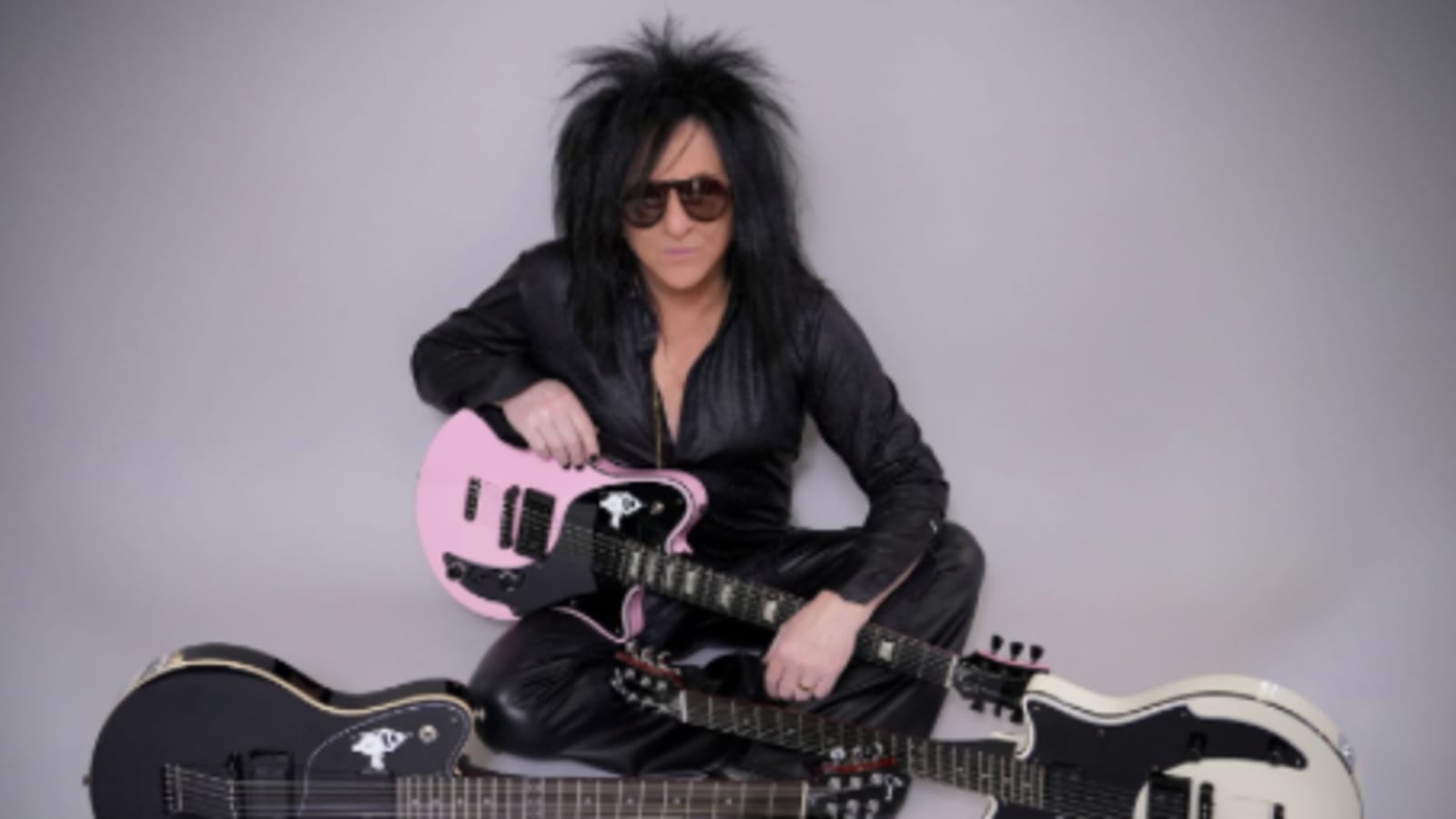 Ciari Guitars Announces Debut Signature Series with Steve Stevens